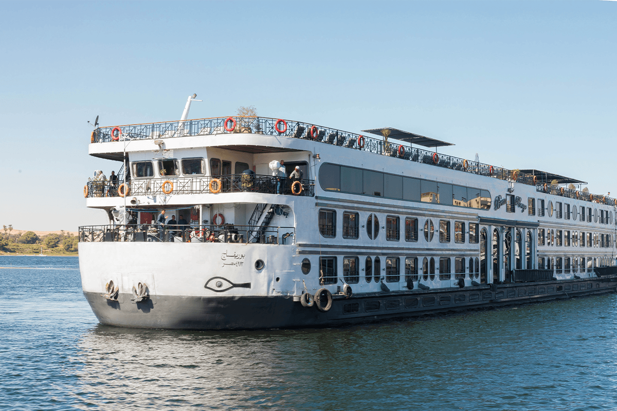 royal-beau-revage-cruise-image-1